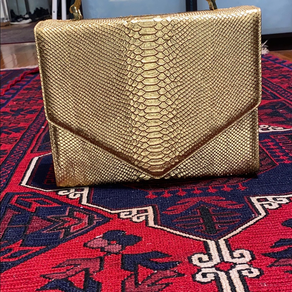 Gold bag purse Emily Cho oversized large Lady gold triangle Tote good condition